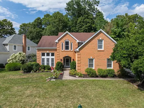 Exterior - 5545 Caplestone Ln, Dublin, OH 43017 photo 2 of 12