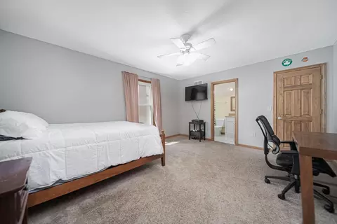 Bedroom - 5545 Caplestone Ln, Dublin, OH 43017 photo 4 of 16