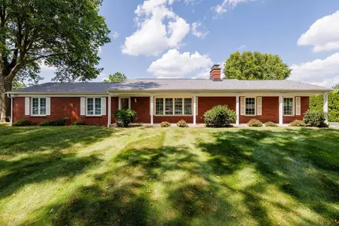 3030 Greenvale Dr, Columbus, OH 43235