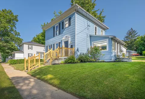 7 Elizabeth St, Mount Vernon, OH 43050
