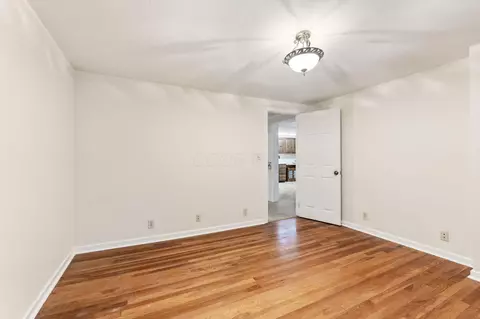 Bedroom - 149 Dunmore Rd, Circleville, OH 43113 photo 6 of 8