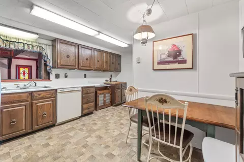 Kitchen - 149 Dunmore Rd, Circleville, OH 43113 photo 1 of 3