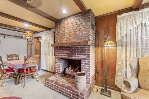 Dining - 149 Dunmore Rd, Circleville, OH 43113 photo 2 of 5