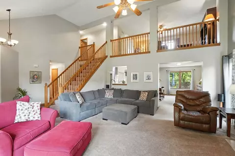 5644 Newington Dr, Hilliard, OH 43026