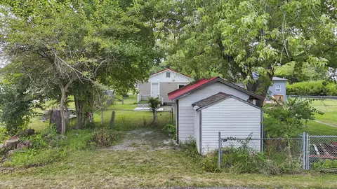 Exterior - 362 Nye St, Marion, OH 43302 photo 10 of 10