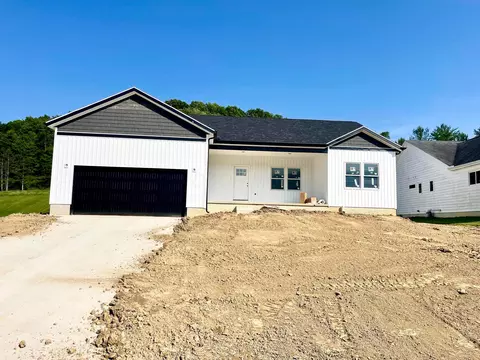 14078 Hemlock Pkwy, Logan, OH 43138