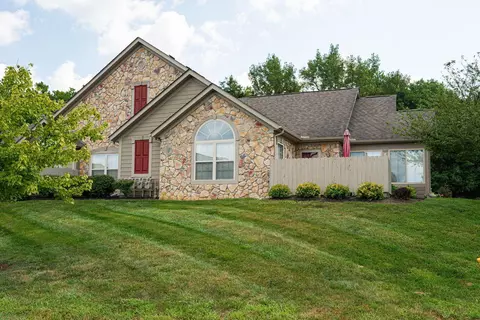 188 Jamie Lynn Cir, Pickerington, OH 43147
