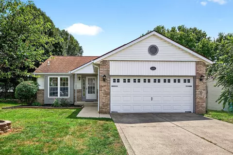 1081 Esther Dr, Columbus, OH 43207