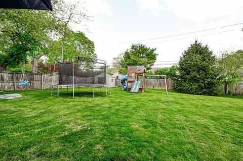 Exterior - 3218 Ainwick Rd, Columbus, OH 43221 photo 13 of 14