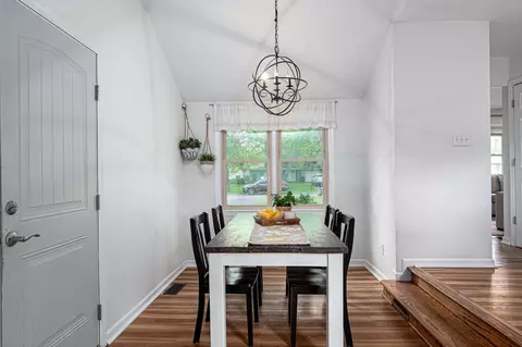 Entry Way - 3218 Ainwick Rd, Columbus, OH 43221 photo 1 of 5