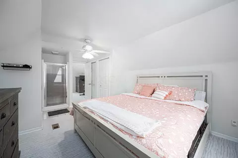 Bedroom - 3218 Ainwick Rd, Columbus, OH 43221 photo 3 of 4