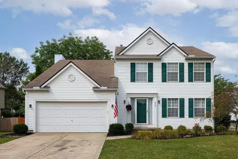 400 Sandmar Ct, Pataskala, OH 43062