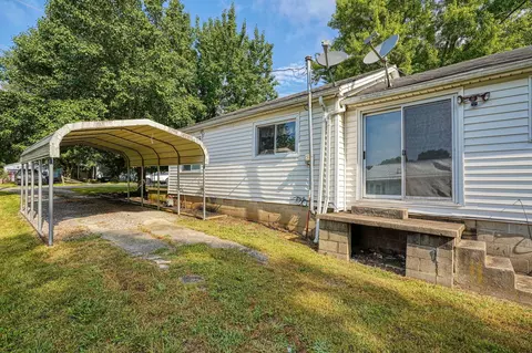 77 Taft St, Jackson, OH 45640 photo 9