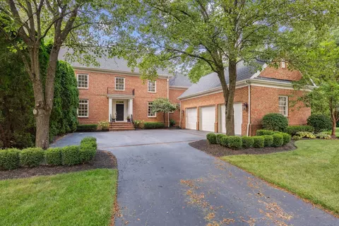 7288 Berkley Sq N, New Albany, OH 43054