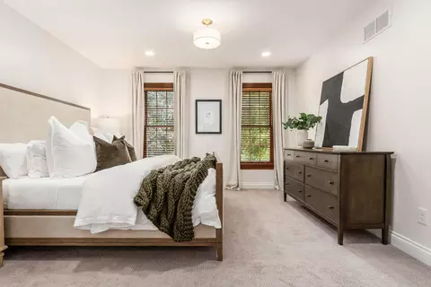 Bedroom - 4898 Donegal Cliffs Dr, Dublin, OH 43017 photo 3 of 8