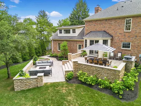 Exterior - 4898 Donegal Cliffs Dr, Dublin, OH 43017 photo 5 of 20