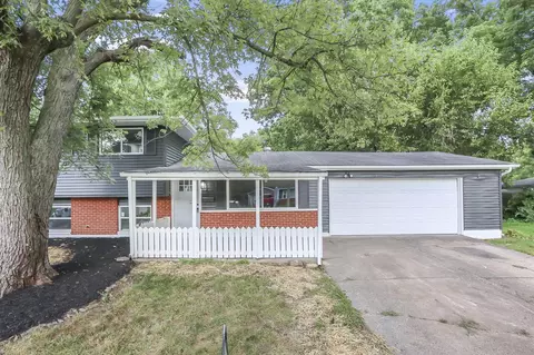 2288 Majestic Dr W, Columbus, OH 43232