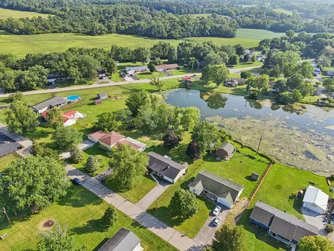 View/Area - 11216 Lakeview Dr, Orient, OH 43146 photo 2 of 13