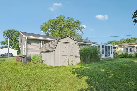 Exterior - 11216 Lakeview Dr, Orient, OH 43146 photo 11 of 14