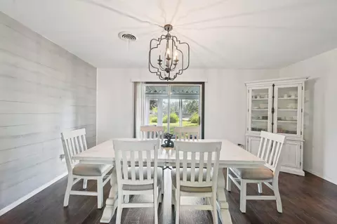 Dining - 11216 Lakeview Dr, Orient, OH 43146 photo 1 of 5