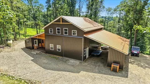 15977 Mohaven Rd, Brinkhaven, OH 43006