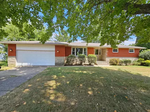 12358 Sunshine Dr, Greenfield, OH 45123