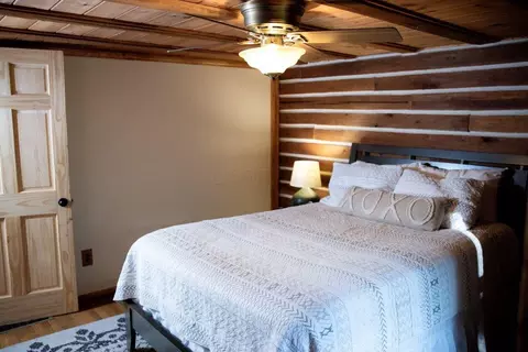 Bedroom - 34116 Pelfrey Rd, Ray, OH 45672 photo 1 of 3