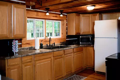 Kitchen - 34116 Pelfrey Rd, Ray, OH 45672 photo 1 of 2