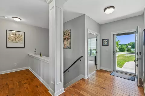 456 Adrian Dr, Delaware, OH 43015 photo 5