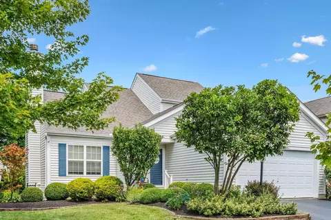 2266 Dates St, Delaware, OH 43015