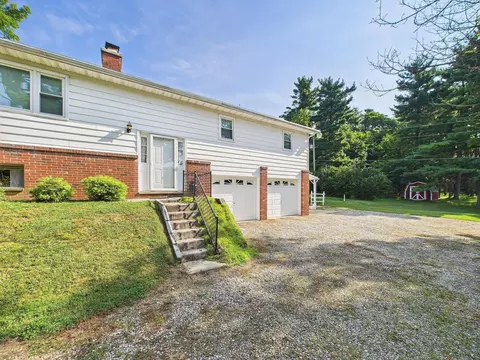 1950 Lancaster Kirkersville Rd NW, Lancaster, OH 43130