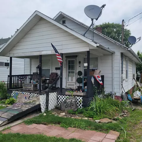306 Mcelwain St, Washington Court House, OH 43160