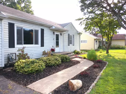 99 N Vernon Ave, Newark, OH 43055