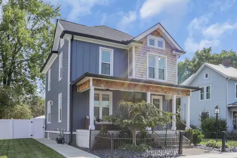 81 Town St, Pataskala, OH 43062