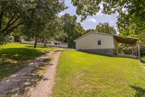 13570 Big Cola Rd, Rockbridge, OH 43149