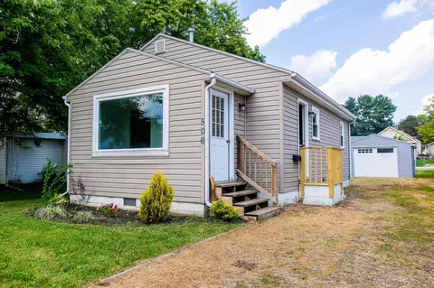506 Lexington Ave, Newark, OH 43055