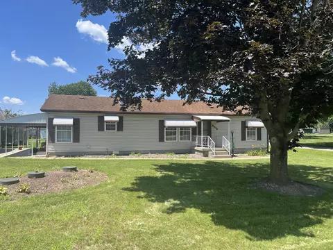 2476 Gratiot Rd SE, Heath, OH 43056