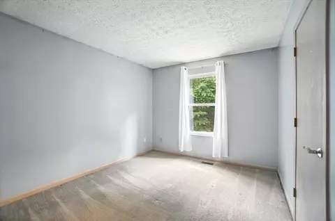 Bedroom - 172 Beech Dr, Delaware, OH 43015 photo 7 of 8