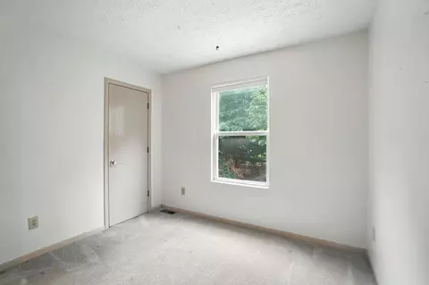 Bedroom - 172 Beech Dr, Delaware, OH 43015 photo 1 of 8
