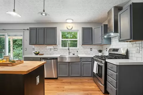Kitchen - 172 Beech Dr, Delaware, OH 43015 photo 5 of 9