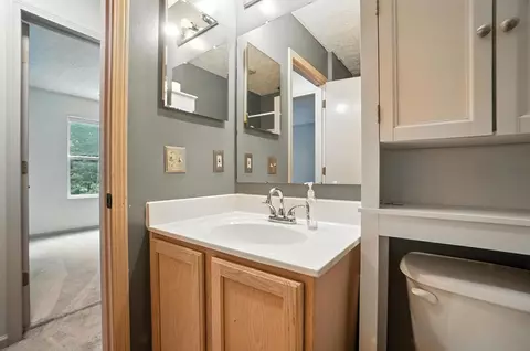 Bath - 172 Beech Dr, Delaware, OH 43015 photo 7 of 8