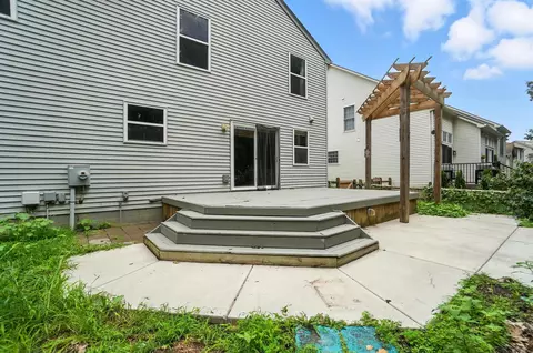 Exterior - 172 Beech Dr, Delaware, OH 43015 photo 7 of 23