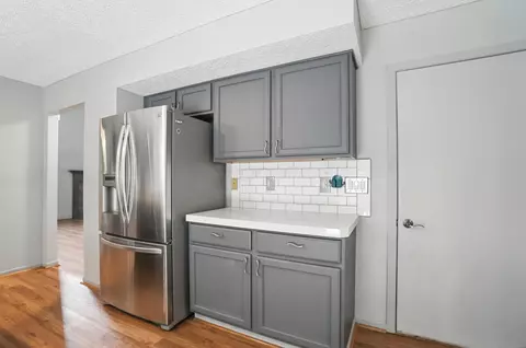 Kitchen - 172 Beech Dr, Delaware, OH 43015 photo 8 of 9