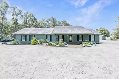7559 Tucker Rd, Centerburg, OH 43011