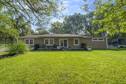 2536 Sunbury Dr, Columbus, OH 43219