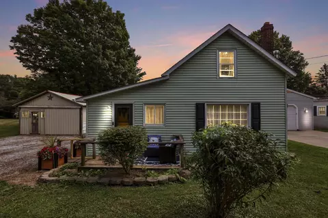 7172 Lundy Ln, Centerburg, OH 43011