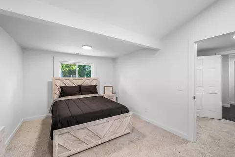 Bedroom - 332 Quarry St, Marion, OH 43302 photo 2 of 7