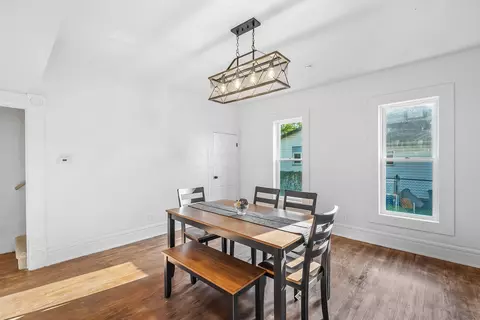Dining - 332 Quarry St, Marion, OH 43302 photo 2 of 3