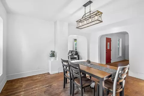 Dining - 332 Quarry St, Marion, OH 43302 photo 1 of 3