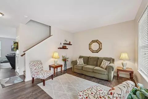 7944 Champaign Dr, Blacklick, OH 43004